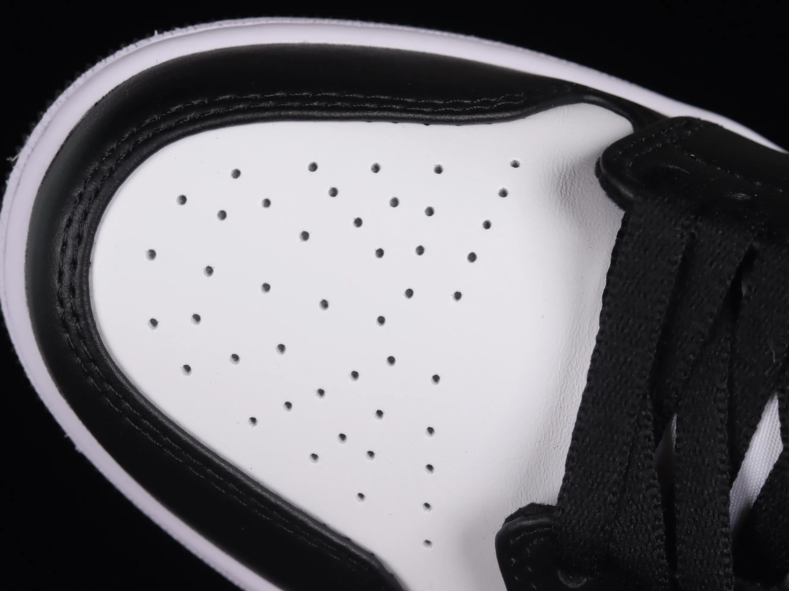 All categories Air Jordan Jordan series basketball shoes Air Jordan 1 Low Z version Air Jordan 1 Low "Panda" AJ1 Joe 1 Panda low-top basketball shoes DC0774-101